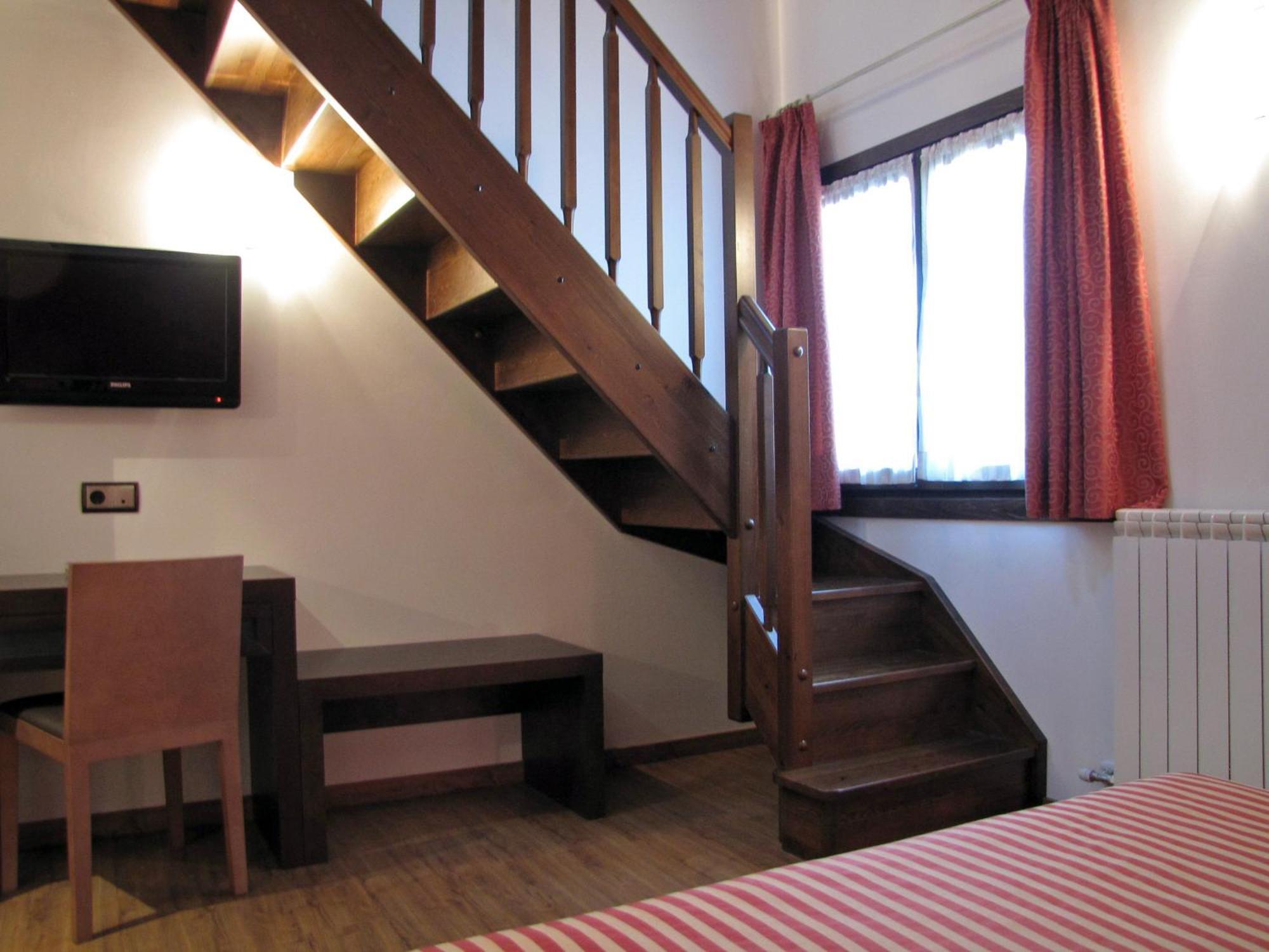 Hotel Sesue Benasque Rum bild