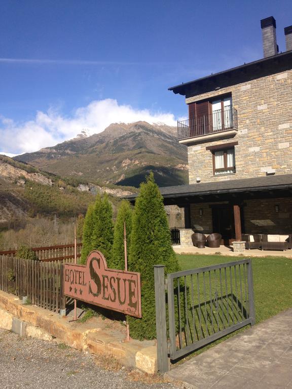 Hotel Sesue Benasque Exteriör bild