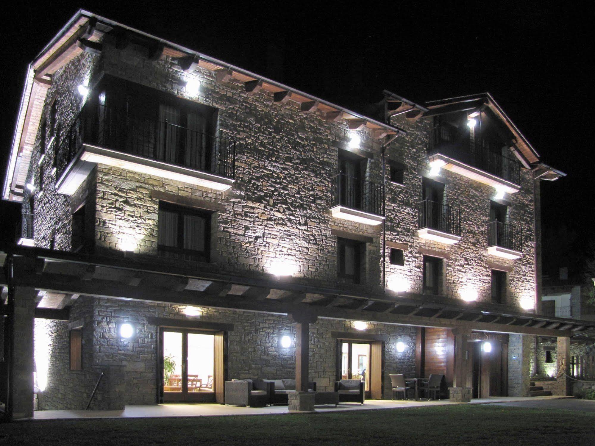 Hotel Sesue Benasque Exteriör bild